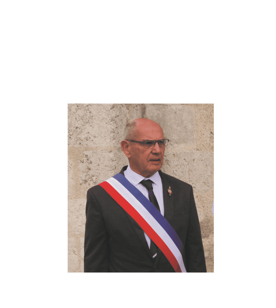 maire cour cheverny