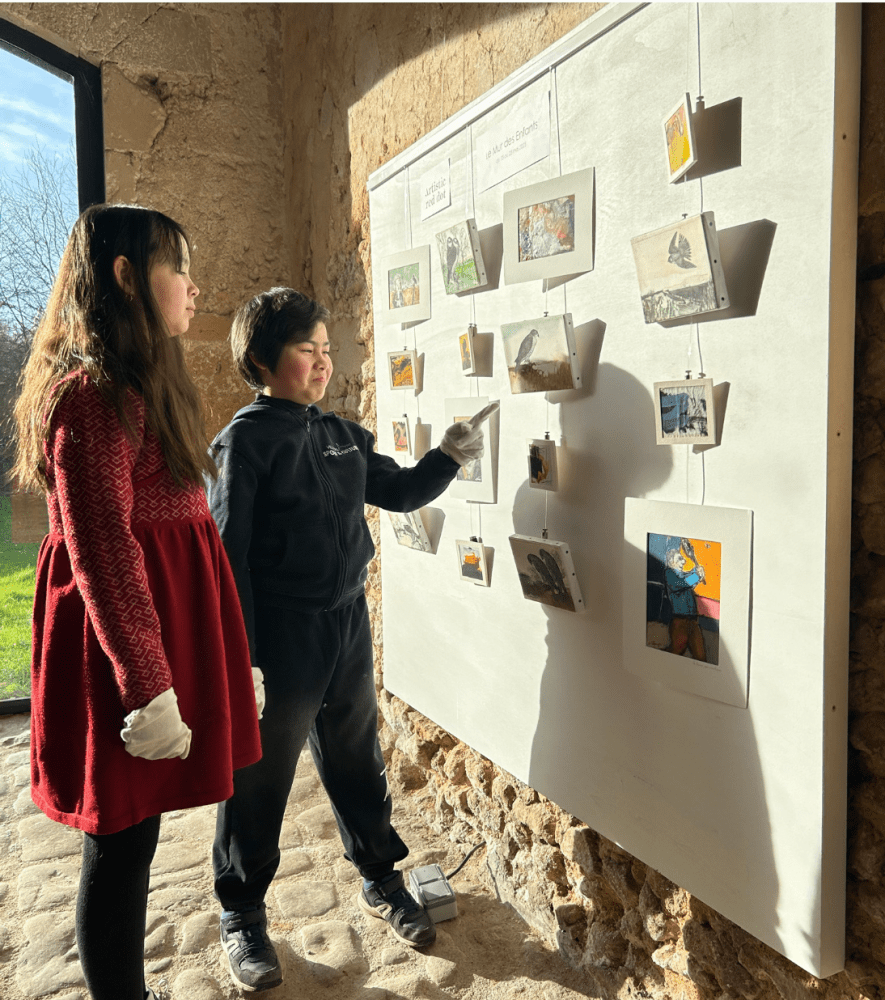 exposition Le Mur des Enfants - galerie Artistic Red Dot