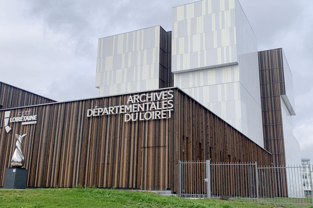 Madame l'archiviste