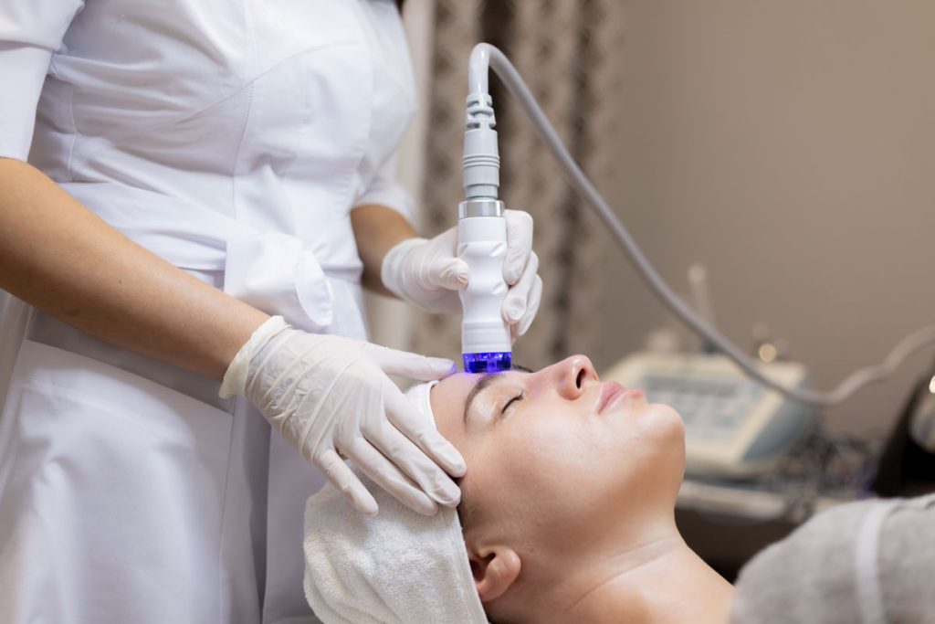 Comment l’IA redessine la cosmétique